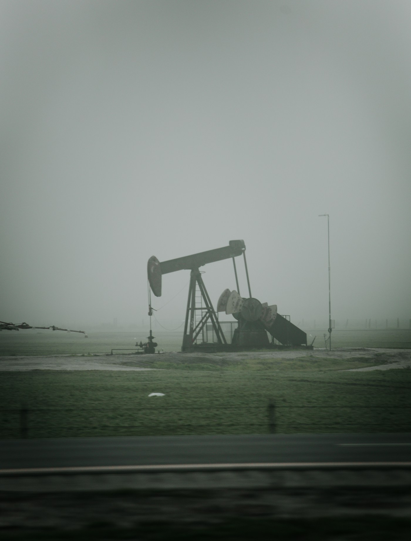 Fast land workflow supporting active field operations